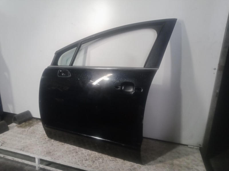 Recambio de puerta delantera izquierda para peugeot 5008 (0u_, 0e_) 1.6 hdi referencia OEM IAM   NEGRO