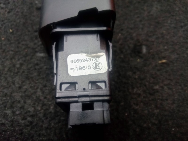 Recambio de mando cierre centralizado para peugeot 5008 (0u_, 0e_) 1.6 hdi referencia OEM IAM 96652437XT  