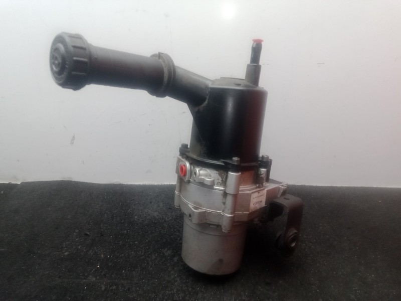 Recambio de bomba direccion para peugeot 5008 (0u_, 0e_) 1.6 hdi referencia OEM IAM HS305796 HPI ELECTRICA