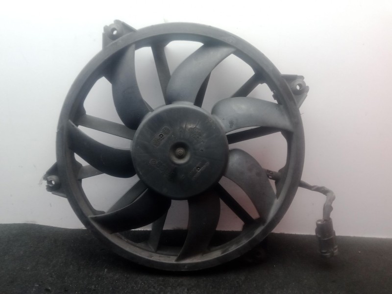 Recambio de electroventilador para peugeot 5008 (0u_, 0e_) 1.6 hdi referencia OEM IAM . VALEO 398MM DIAMETRO