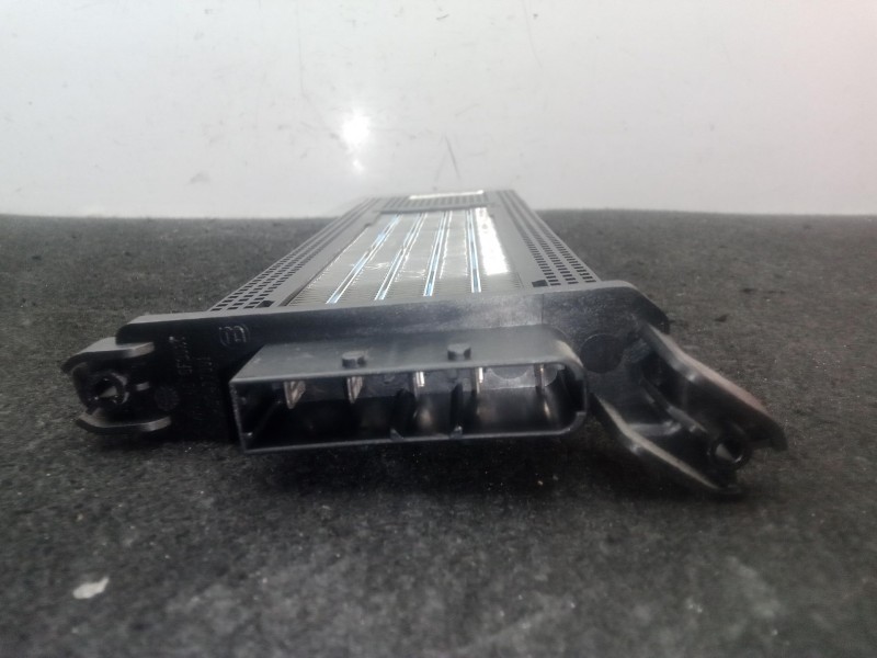 Recambio de resistencia calefaccion para peugeot 5008 (0u_, 0e_) 1.6 hdi referencia OEM IAM T2392001 - T2392001B108T BEHR 