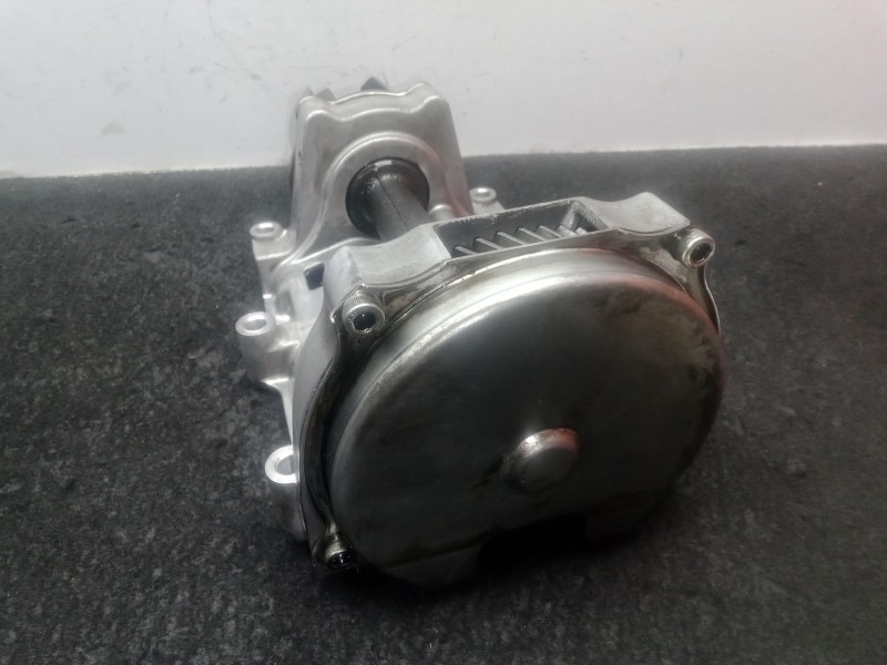 Recambio de bomba aceite para hyundai i20 i (pb, pbt) 1.1 crdi referencia OEM IAM 221215  