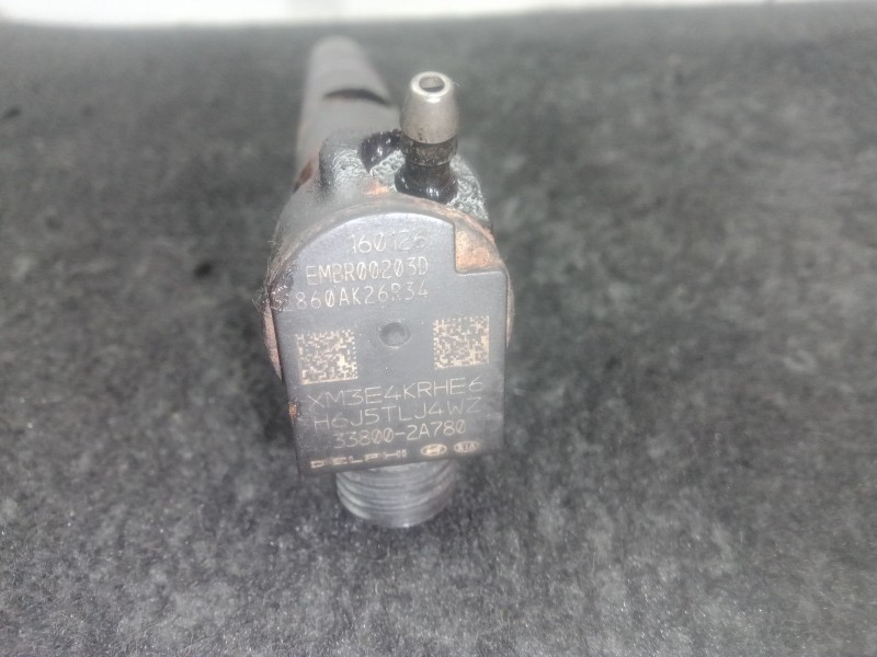 Recambio de inyector para hyundai i20 i (pb, pbt) 1.1 crdi referencia OEM IAM 338002A780 - EMBR00203D DELPHI 