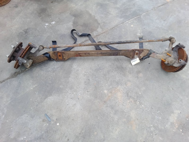 Recambio de puente delantero para nissan trade furgoneta 3.0 d referencia OEM IAM   