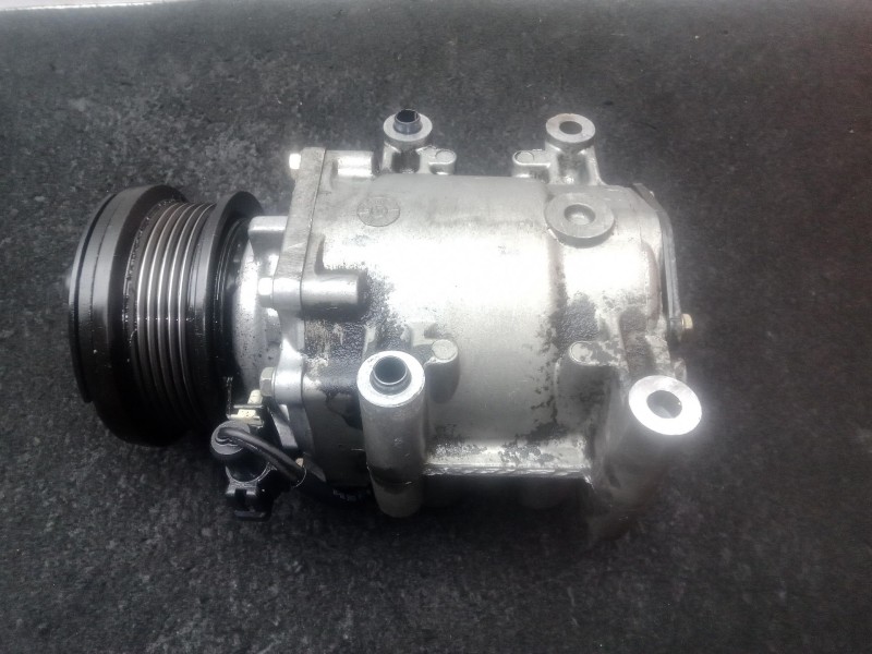 Recambio de compresor aire acondicionado para ford mondeo iii (b5y) 1.8 16v referencia OEM IAM . VISTEON 