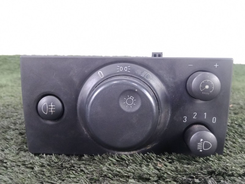 Recambio de mando luces para opel vectra c (z02) 1.9 cdti (f69) referencia OEM IAM SIN REFERENCIA MANDO.DOBLE VECTRA.C