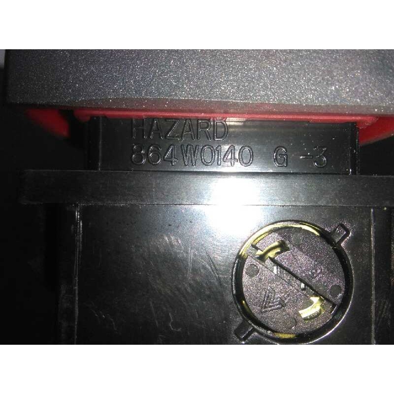 Recambio de warning para kia sorento 2.5 crdi referencia OEM IAM 70921J-864W0140 8.PINES 