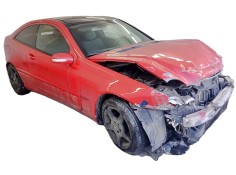 mercedes-benz clase c (w203) del año 2002 2