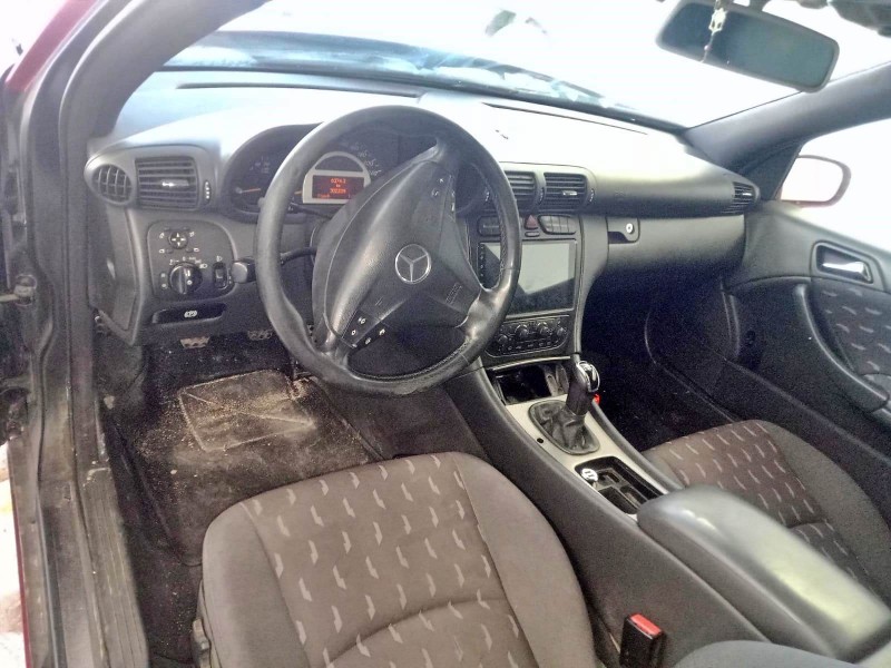 mercedes-benz clase c (w203) del año 2002