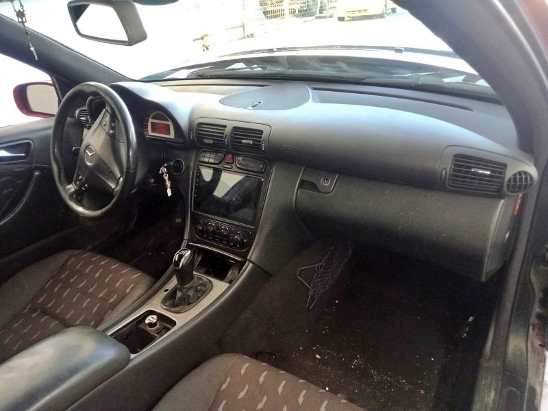 mercedes-benz clase c (w203) del año 2002
