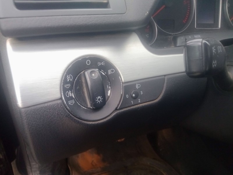Recambio de interruptor luces para audi a4 b7 avant (8ed) 2.0 tdi referencia OEM IAM   