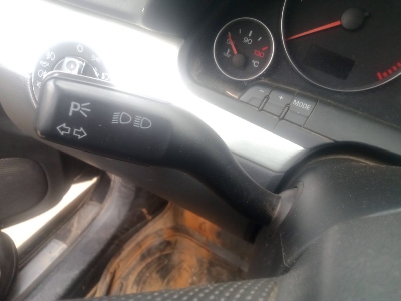 Recambio de mando luces para audi a4 b7 avant (8ed) 2.0 tdi referencia OEM IAM   