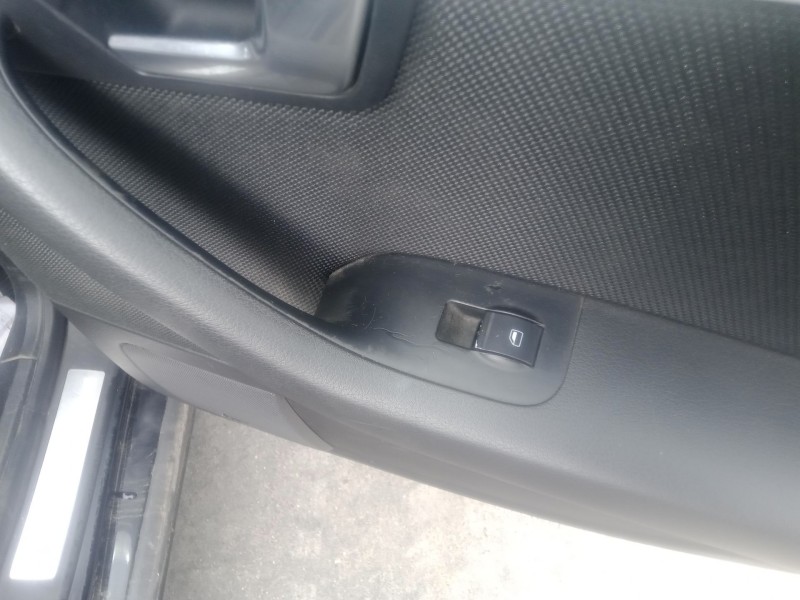 Recambio de mando elevalunas trasero derecho para audi a4 b7 avant (8ed) 2.0 tdi referencia OEM IAM   