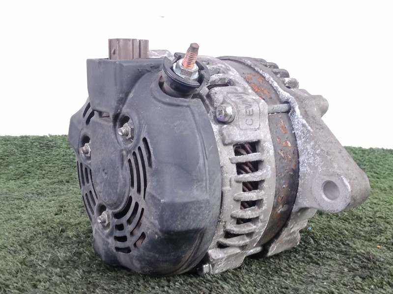 Recambio de alternador para toyota corolla (_e12_) 2.0 d-4d (cde120r_, cde120l_) referencia OEM IAM  130.AH - POLEA.FIJA - 5.CAN