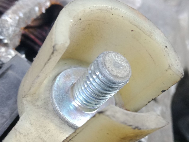 Recambio de alternador para ford focus ii (da_, hcp, dp) 1.8 tdci referencia OEM IAM 4M5T10300LB - Q9K3B 105.AH - POLEA.FIJA FOM