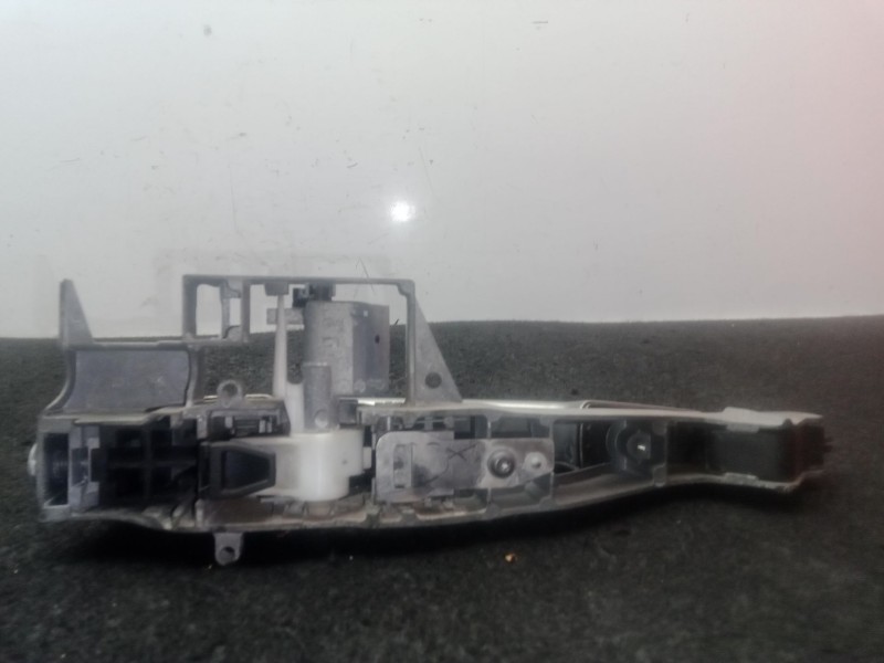 Recambio de maneta exterior trasera izquierda para peugeot 3008 i monospace (0u_) 2.0 hdi 150 / bluehdi 150 referencia OEM IAM 9