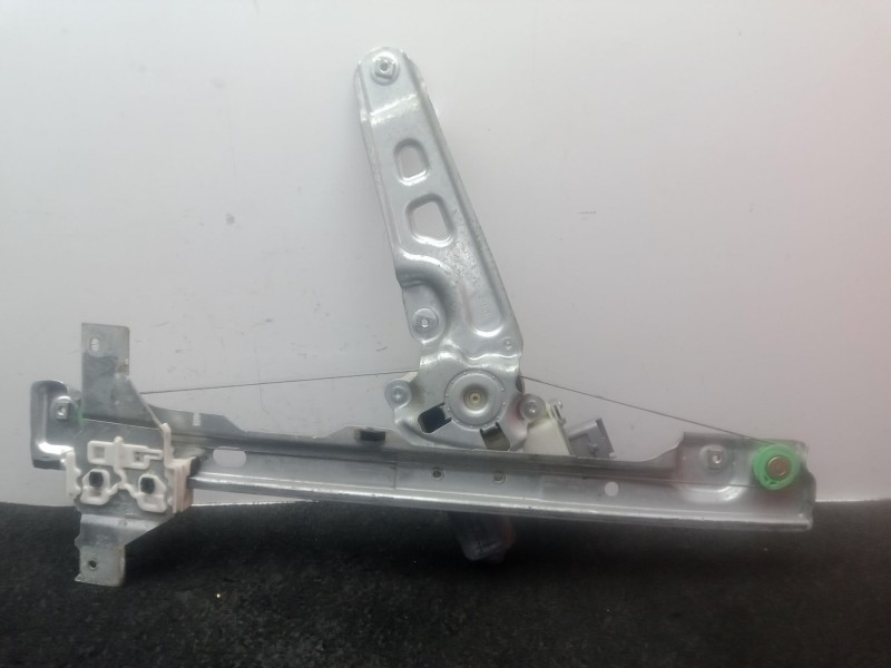 Recambio de elevalunas delantero izquierdo para peugeot 3008 i monospace (0u_) 2.0 hdi 150 / bluehdi 150 referencia OEM IAM 9682