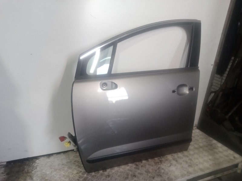 Recambio de puerta delantera izquierda para peugeot 3008 i monospace (0u_) 2.0 hdi 150 / bluehdi 150 referencia OEM IAM  GRIS 