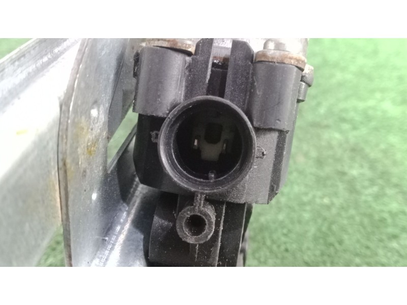 Recambio de elevalunas delantero izquierdo para dacia logan 1.4 cat referencia OEM IAM   