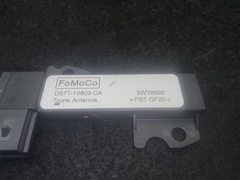 Recambio de antena para ford mondeo v hatchback (ce) 2.0 tdci referencia OEM IAM DS7T15603CA - 5WY8692 FOMOCO 
