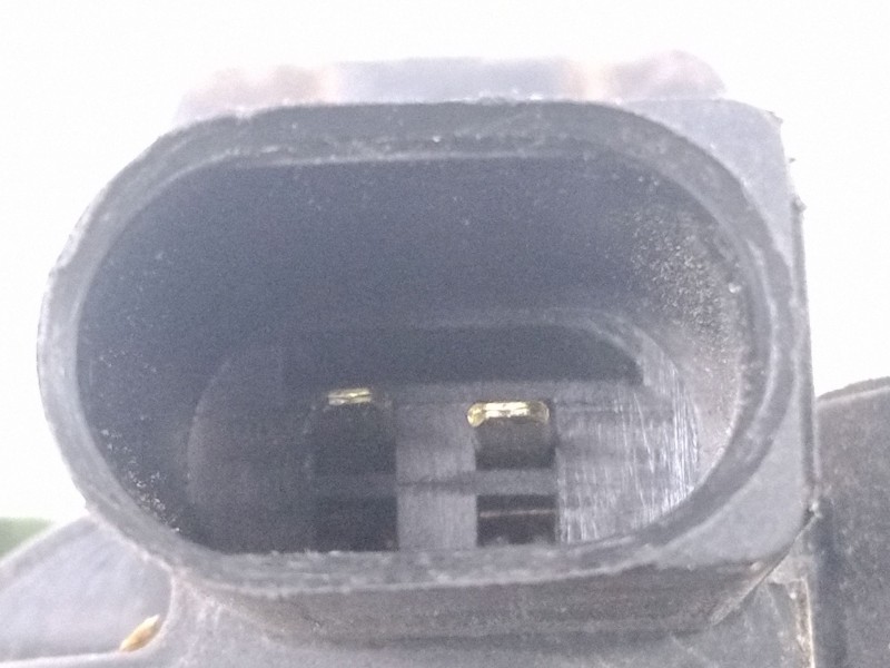 Recambio de faro antiniebla izquierdo para seat leon (1m1) 1.9 tdi referencia OEM IAM SIN REFERENCIA 2.PINES 