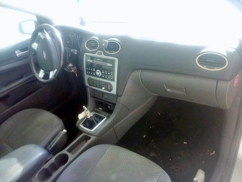 ford focus berlina (cap) del año 2005