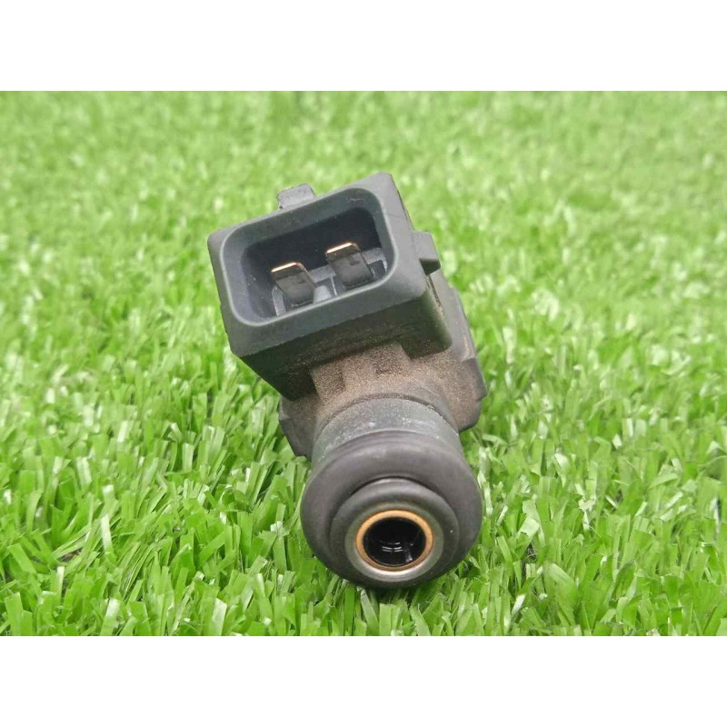 Recambio de inyector para fiat grande punto (199) 1.4 referencia OEM IAM 0280156268 2.PINES 