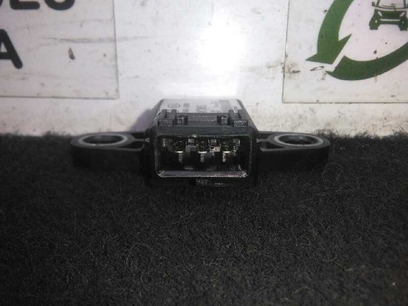 Recambio de centralita esp para kia sorento 2.5 crdi referencia OEM IAM 956403E000 3.PINES MOBIS