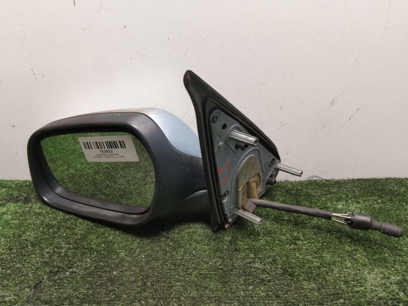 Recambio de retrovisor izquierdo para citroën xsara (n1) 1.9 td referencia OEM IAM  MANUAL GRIS