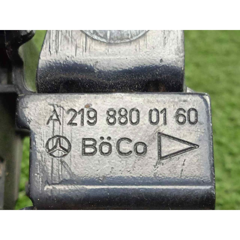 Recambio de cerradura capot para mercedes-benz clase r (w251) 3.0 cdi cat referencia OEM IAM A2198800160  