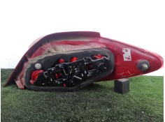 Recambio de piloto trasero izquierdo para peugeot 307 (3a/c) 2.0 hdi 90 referencia OEM IAM  1.SERIE VALEO 2