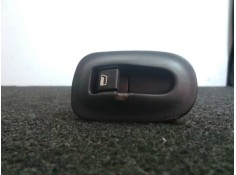 Recambio de mando elevalunas delantero derecho para peugeot 306 berlina 3/4/5 puertas (s2) 1.9 diesel referencia OEM IAM   