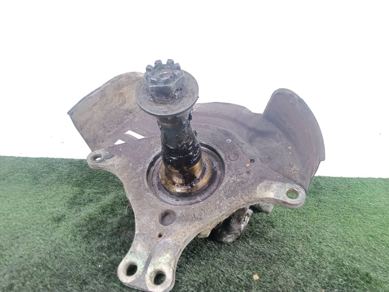 Recambio de mangueta delantera derecha para mitsubishi canter 01/96  3.9 diesel referencia OEM IAM SIN REFERENCIA CON.BUJE - Ø45