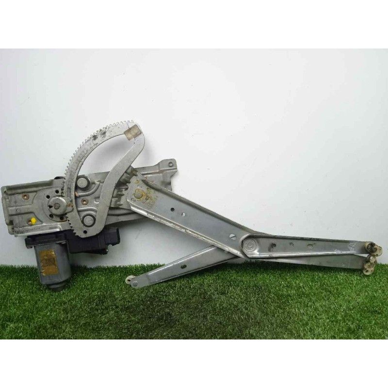 Recambio de elevalunas delantero derecho para opel corsa c referencia OEM IAM 90520189 CORSA.C - ELECTRICO - 6.PINES 5.PUERTAS -