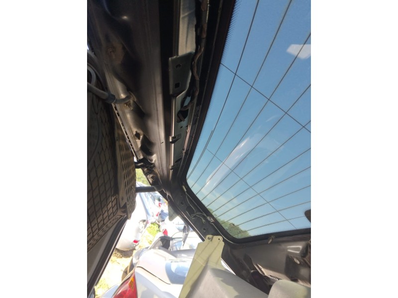 Recambio de porton trasero para ssangyong rodius 2.7 turbodiesel cat referencia OEM IAM   