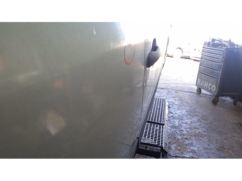 Recambio de puerta trasera derecha para renault espace iv (jk0/1_) 1.9 dci (jk0u) referencia OEM IAM   