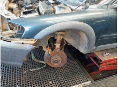 Recambio de aleta delantera izquierda para volvo xc70 2.4 diesel cat referencia OEM IAM   