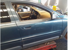 Recambio de puerta delantera derecha para volvo xc70 2.4 diesel cat referencia OEM IAM   