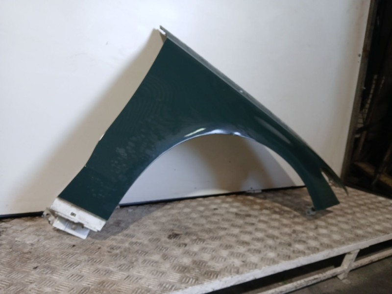 Recambio de aleta delantera derecha para ford mondeo v hatchback (ce) 2.0 tdci referencia OEM IAM   VERDE
