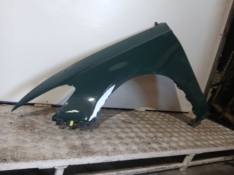 Recambio de aleta delantera izquierda para ford mondeo v hatchback (ce) 2.0 tdci referencia OEM IAM   VERDE