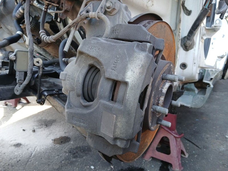 Recambio de pinza freno delantera izquierda para ford mondeo v hatchback (ce) 2.0 tdci referencia OEM IAM   