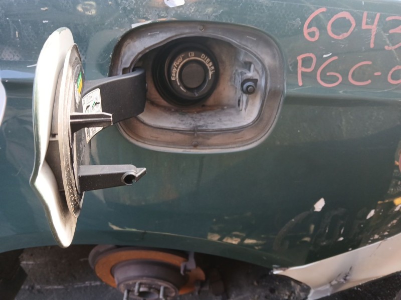 Recambio de tapa exterior combustible para ford mondeo v hatchback (ce) 2.0 tdci referencia OEM IAM   