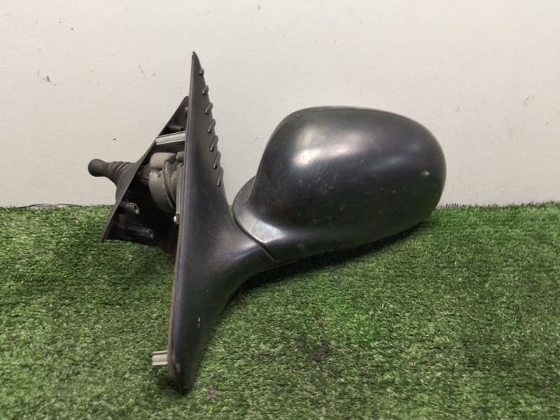 Recambio de retrovisor izquierdo para peugeot 406 (8b) 1.9 td referencia OEM IAM SIN REFERENCIA MANUAL NEGRO