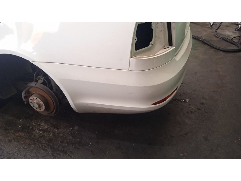 Recambio de paragolpes trasero para skoda octavia ii (1z3) 1.6 tdi referencia OEM IAM   