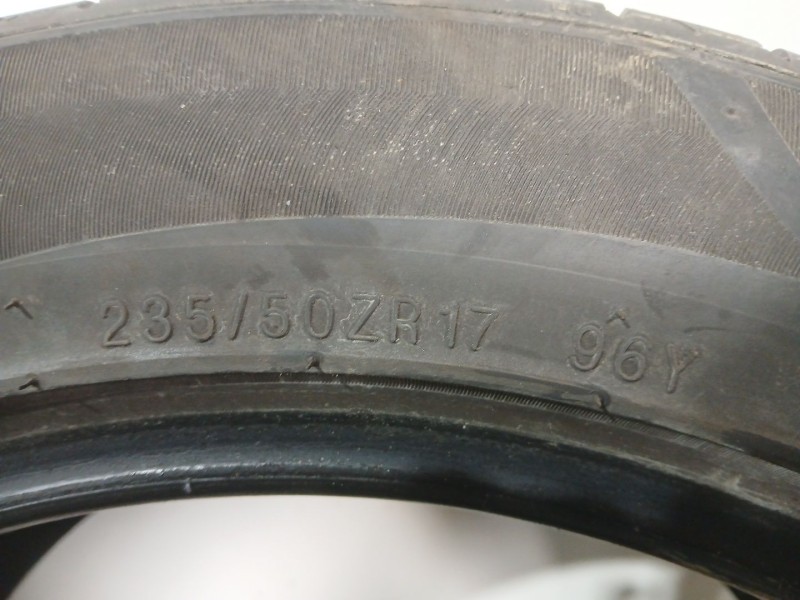 Recambio de pareja neumaticos para ford mondeo v hatchback (ce) 2.0 tdci referencia OEM IAM 235/50 ZR17-96Y KUMHO 96Y TURISMO