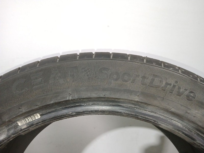 Recambio de pareja neumaticos para peugeot 3008 i monospace (0u_) 2.0 hdi 150 / bluehdi 150 referencia OEM IAM 235/45R18 98Y CEA