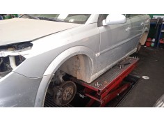 Recambio de aleta delantera izquierda para opel vectra c gts (z02) 1.9 cdti (f68) referencia OEM IAM   