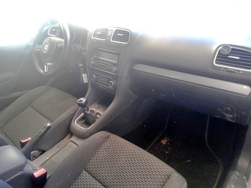 volkswagen golf vi (5k1) del año 2009