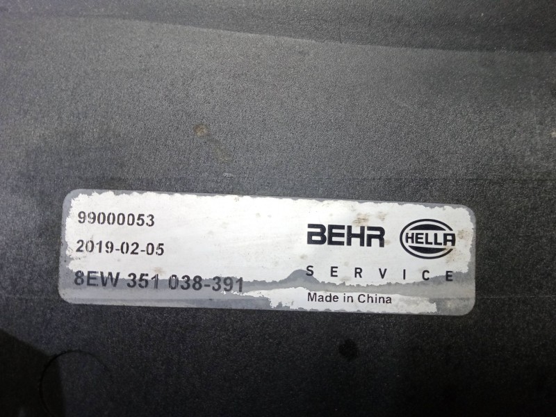 Recambio de electroventilador para bmw 3 (e46) 318 i referencia OEM IAM 8EW351038391 Ø412MM BEHR
