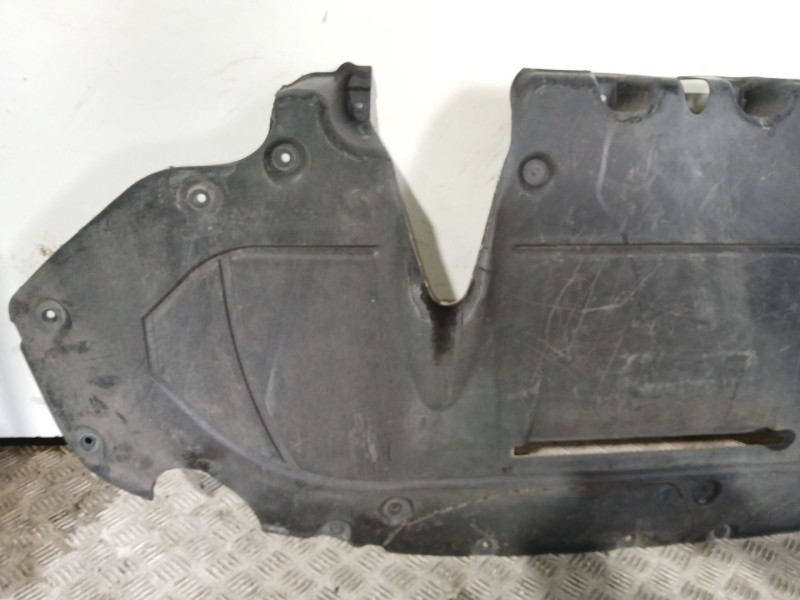 Recambio de cubrecarter para bmw 5 (g30, f90) 520 d referencia OEM IAM 51164310 - 51757340782 - 51757404729 DELANTERO 